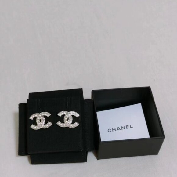 CHANEL Silver Earrings - Picture 7 of 7